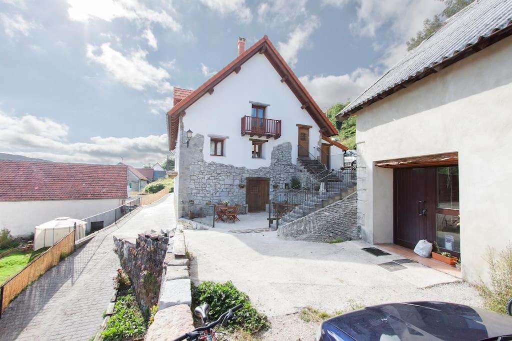 Casa Rural Enekoizar Abaurrea Alta Dış mekan fotoğraf